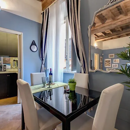 Navona Elegant Appartement *